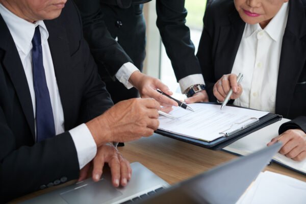 best lawyers for Pakistani people in uae